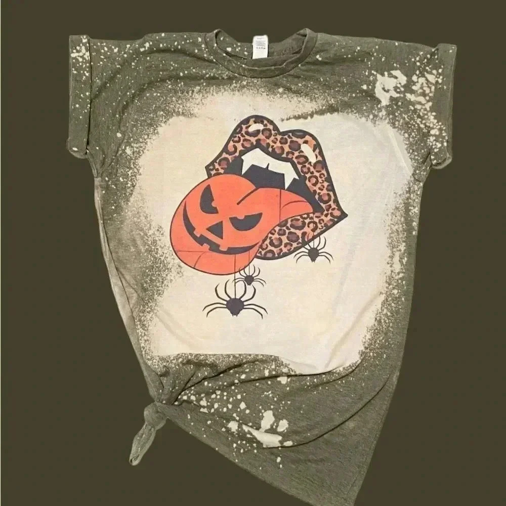 Halloween Pumpkin 🎃 Tongue Bleached Tee